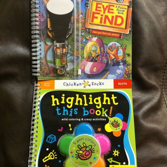 None Other - Set of 2 ~ Klutz ~ Eye Find  Highlight This Book